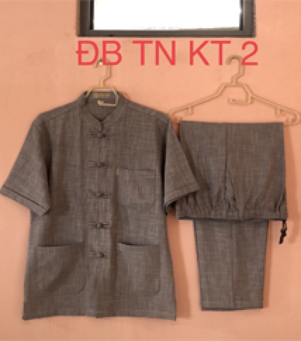 Đồ bộ trung niên