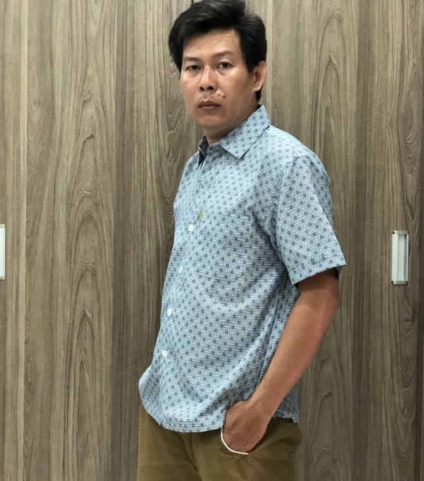 Áo sơmi nam trung niên